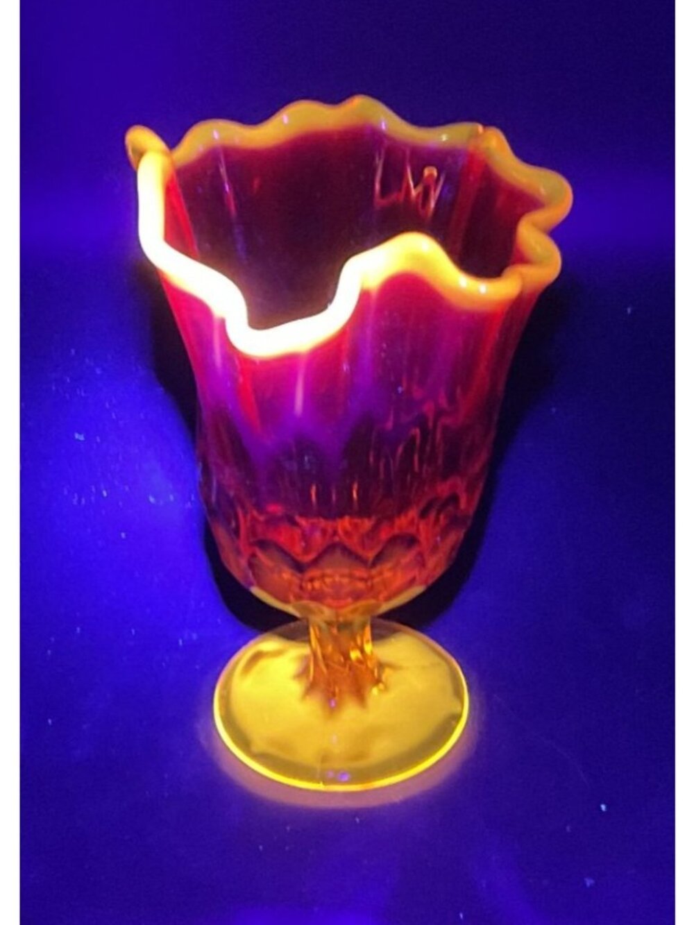 Vtg Fenton Art Glass Vase UV Thumbprint Amberina Handkerchief Swung w/ Pedestal